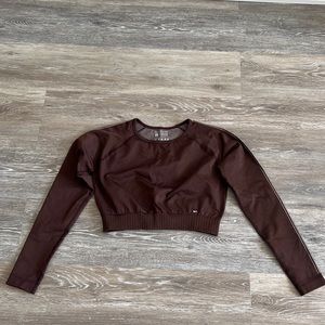 Workout top from karueche pretty little thing